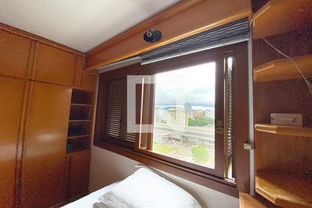 Apartamento à venda com 319m², 6 quartos e 4 vagasQuarto 1