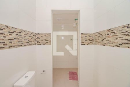 Banheiro Social de casa à venda com 2 quartos, 120m² em Cristo Redentor, Porto Alegre