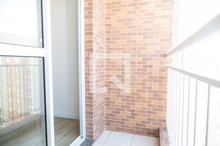 Varanda  de apartamento para alugar com 2 quartos, 58m² em Jardim Flor da Montanha, Guarulhos