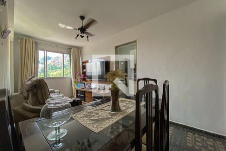 Sala de apartamento à venda com 2 quartos, 70m² em Olaria, Rio de Janeiro
