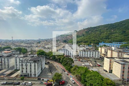 Vista Sala de apartamento à venda com 2 quartos, 70m² em Olaria, Rio de Janeiro