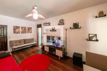 Sala de Apartamento com 2 quartos, 80m² Carlos Prates