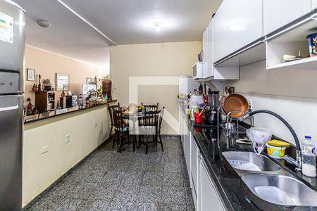 Apartamento à venda com 210m², 2 quartos e sem vagaCozinha