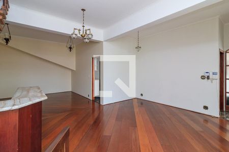 Sala 1 de casa à venda com 3 quartos, 300m² em Vila Bela, São Paulo