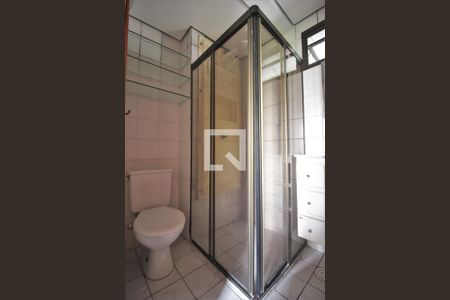 Banheiro de apartamento para alugar com 1 quarto, 70m² em Jardim Ampliação, São Paulo