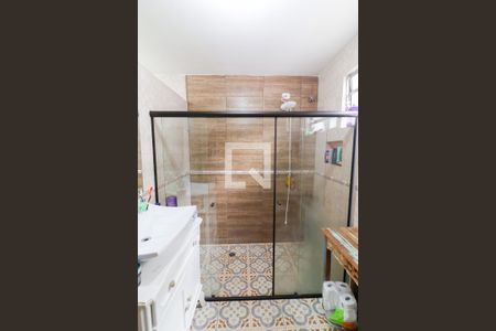 Casa à venda com 200m², 3 quartos e 2 vagasSuite