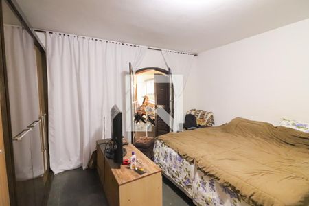 Casa à venda com 200m², 3 quartos e 2 vagasSuite