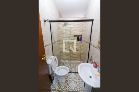 Casa à venda com 200m², 3 quartos e 2 vagasBanheiro Quarto 1