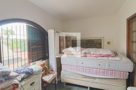 Casa à venda com 200m², 3 quartos e 2 vagasQuarto 2