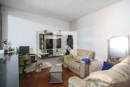 Casa à venda com 90m², 1 quarto e 2 vagasSala