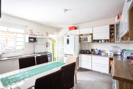 Casa à venda com 90m², 1 quarto e 2 vagasCozinha