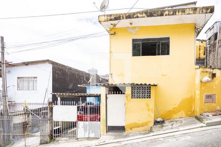 Casa à venda com 90m², 1 quarto e 2 vagasFachada