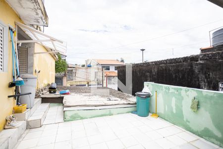 Casa à venda com 90m², 1 quarto e 2 vagasVaranda