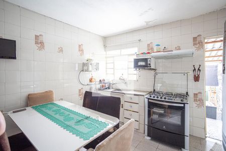 Casa à venda com 90m², 1 quarto e 2 vagasCozinha