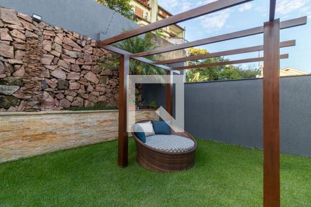 Casa à venda com 234m², 3 quartos e 4 vagasQuintal