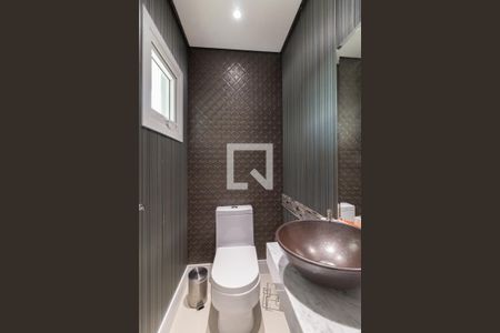 Casa à venda com 234m², 3 quartos e 4 vagasLavabo