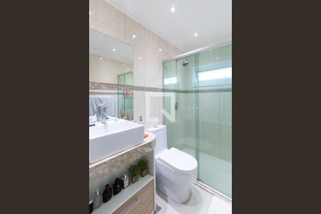 Casa à venda com 234m², 3 quartos e 4 vagasBanheiro