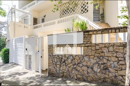 Casa à venda com 400m², 8 quartos e 1 vagaFachada