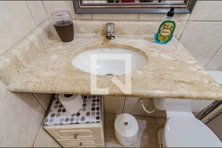 Casa à venda com 400m², 8 quartos e 1 vagaBanheiro da suíte 2 (Casa 3)