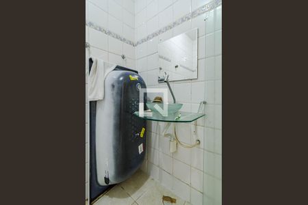 Casa à venda com 400m², 8 quartos e 1 vagaBanheiro da suíte 1 (Casa 2)