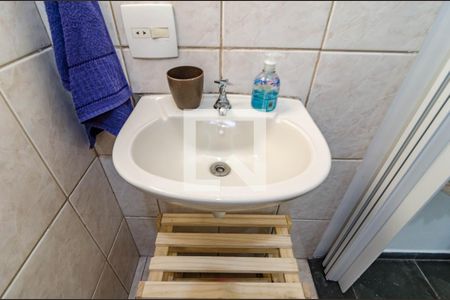 Casa à venda com 400m², 8 quartos e 1 vagaBanheiro da suíte 1 (Casa 3)