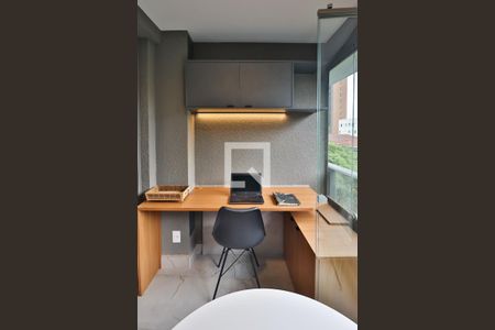 Varanda de kitnet/studio para alugar com 1 quarto, 26m² em Sumarezinho, São Paulo