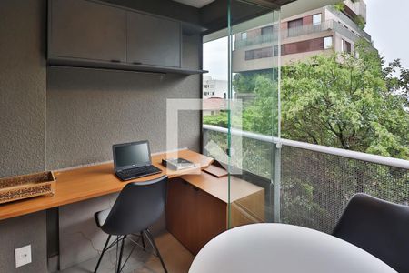 Varanda de kitnet/studio para alugar com 1 quarto, 26m² em Sumarezinho, São Paulo