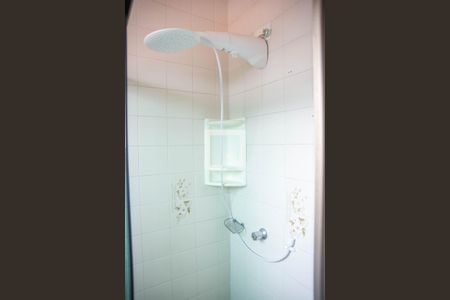 Casa à venda com 250m², 4 quartos e 2 vagasBanheiro suite 2 - Casa Fundos