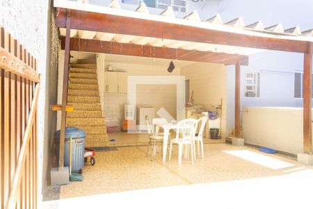 Casa à venda com 172m², 5 quartos e 5 vagas Casa à venda com 172m², 5 quartos e 5 vagasÁrea de Serviço