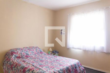 Casa à venda com 172m², 5 quartos e 5 vagas Casa à venda com 172m², 5 quartos e 5 vagasSuíte