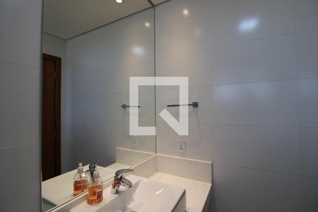 Casa à venda com 344m², 5 quartos e 4 vagasBanheiro