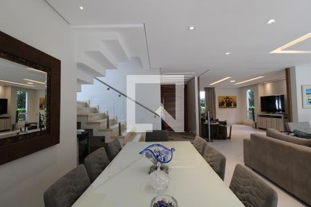 Sala de casa à venda com 5 quartos, 344m² em Santo Amaro, São Paulo