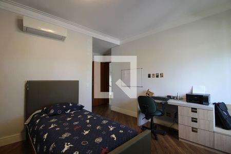 Casa à venda com 344m², 5 quartos e 4 vagasSuíte 3