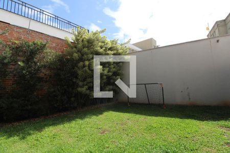 Casa à venda com 344m², 5 quartos e 4 vagas Casa à venda com 344m², 5 quartos e 4 vagasÁrea Externa