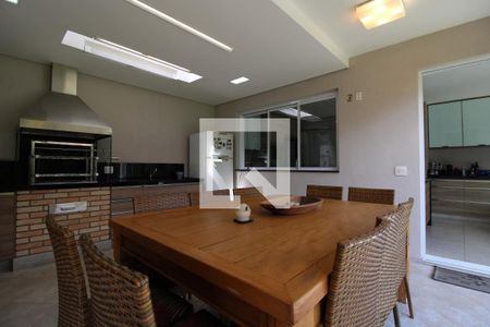 Casa à venda com 344m², 5 quartos e 4 vagasvaranda