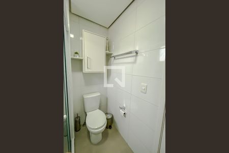 Apartamento à venda com 86m², 3 quartos e 2 vagas Apartamento à venda com 86m², 3 quartos e 2 vagasBanheiro da Suite