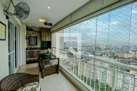 Apartamento à venda com 86m², 3 quartos e 2 vagas Apartamento à venda com 86m², 3 quartos e 2 vagasVaranda Gourmet