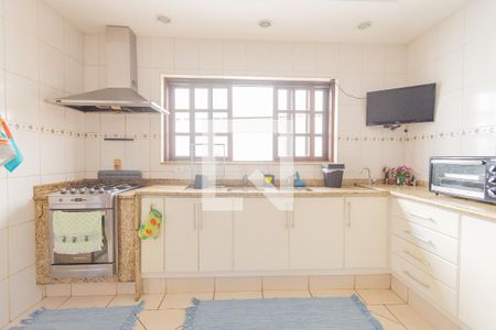 Cozinha de casa à venda com 5 quartos, 300m² em Loteamento Parque São Martinho, Campinas