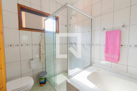 Casa à venda com 300m², 5 quartos e 4 vagasBanheiro da Suíte