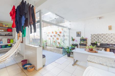 Casa à venda com 300m², 5 quartos e 4 vagasÁrea de Serviço
