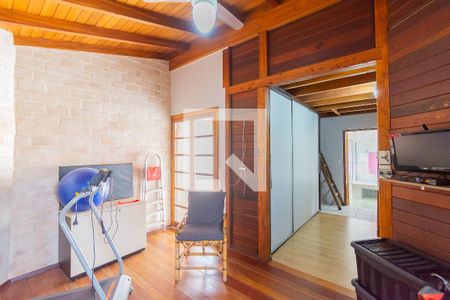 Casa à venda com 300m², 5 quartos e 4 vagasSuíte