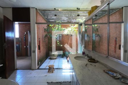 Casa à venda com 500m², 3 quartos e 8 vagasSuíte2 Banheiro