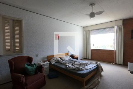 Casa à venda com 500m², 3 quartos e 8 vagasSuiíte 2