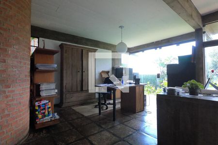 Sala de casa à venda com 3 quartos, 500m² em Jardim Guedala, São Paulo