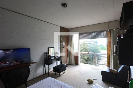 Casa à venda com 500m², 3 quartos e 8 vagasSuíte 3