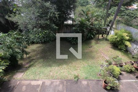 Vista de casa à venda com 3 quartos, 500m² em Jardim Guedala, São Paulo