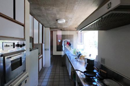 Casa à venda com 500m², 3 quartos e 8 vagasCozinha