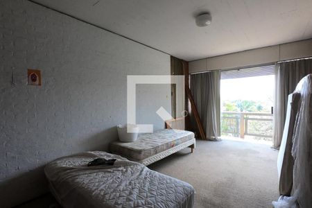 Casa à venda com 500m², 3 quartos e 8 vagasSuíte1