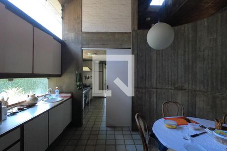 Casa à venda com 500m², 3 quartos e 8 vagasCopa