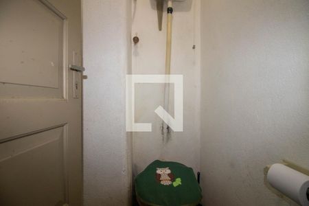 Apartamento à venda com 65m², 2 quartos e 2 vagasBanheiro Da Garagem